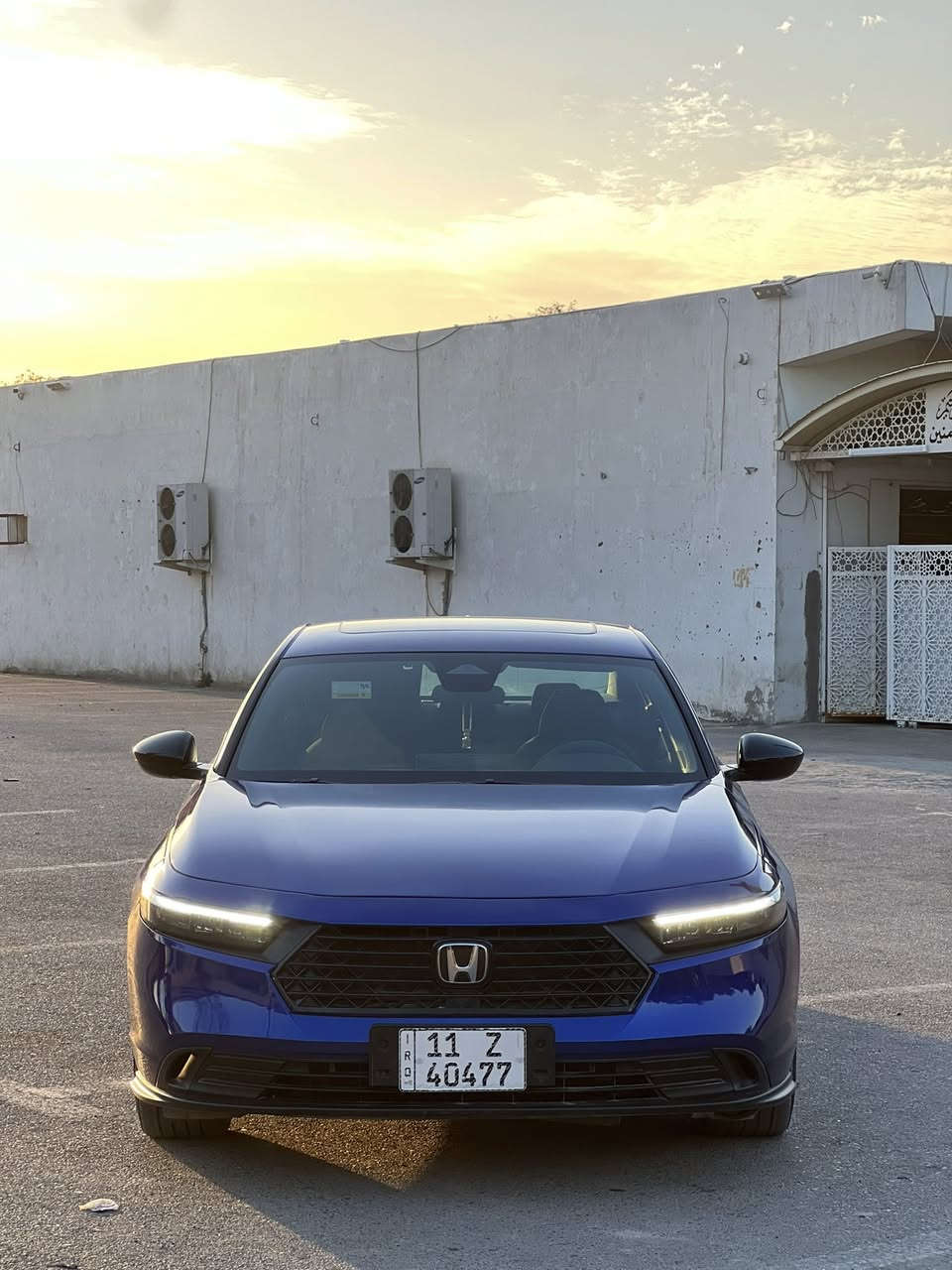 السلام عليكم

هوندا اكورد هايبرد 2025

33000km

• المحركhybrid  

المواصفات:

•تشغيل عن بعد

•فتحه

• كاميرا خلفية

• كراسي امامية كهرباء

• رادار امامي

•نقطة عمياء

• مانع تصادم 

• تصحيح مسار

• شفتات بالستيرن

• مثبت سرعة

• دخول ذكي 

• إنارة ترحيبية

• هندبريك كهرباء

•لايت عدسات زينون

• نظام اوتو لايت Auto

• لايت العالي زنون 

• تبريد قطعتين 

• شحن لاسلكي

• 3 أنظمة قيادة (eco, ev, sport)

• تدفئة كشنات 

.ايرباك ستيرن وبردة فقط

.سيارة نضيفة وجديدة بمعنى الكلمة

.صبغ قطعة البنيد وخشم الجاملغ  حادث سطحي 

.مكانهة بغداد العامرية

***********
