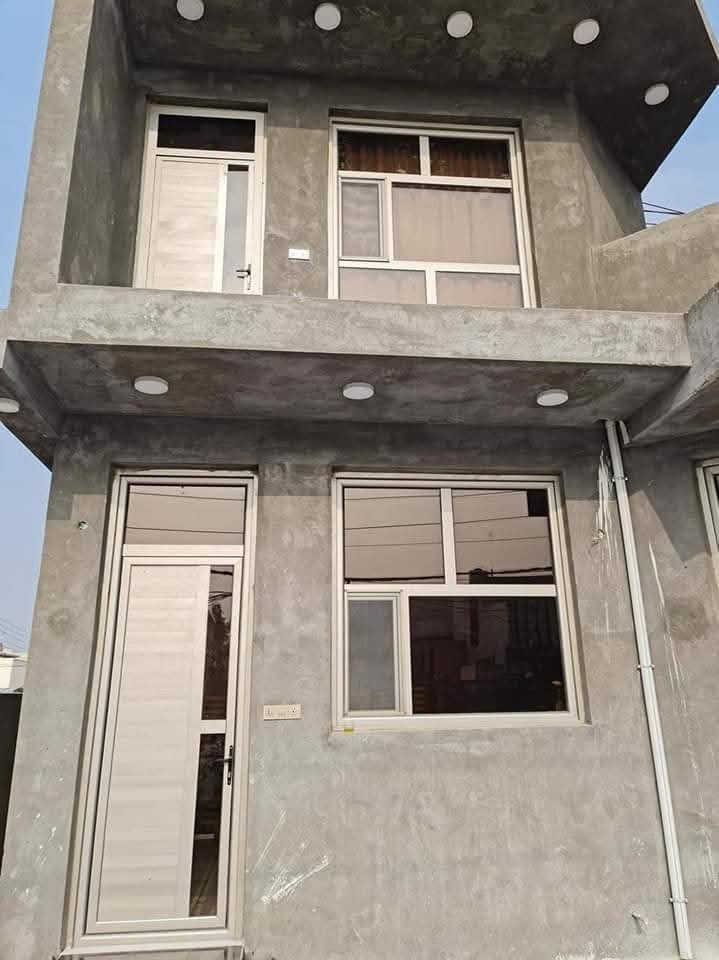 ‏🛑هادي ابو حسن لكافة عمال الامنيوم 
‏
‏◾نعمل بنظام  
‏◾النقد 
‏◾التقسيط 
‏
‏⭕🧰لعمل وفتح ونصب وصيانة كافة اعمال الامنيوم من  
‏
‏◾ابواب  🚪
‏◾شبابيك 🪟
‏◾محجرات 
‏◾قواطع مساحات  
‏◾ كاونترات بكافة انواعها وتصاميمها 
‏
‏⭕💎نتميز عن الجميع بل دقة والاحتراف في العمل والموعد 
‏
‏⭕📍العنوان المعمل حي الحسين قرب علوة الرمل 
‏
‏⭕للتواصل ‪***********‬📞
‏
‏⭕يمكنكم مشاهدة اعمالنا على صفحة الفيس بك فقط اضغط على الرابط التالي https://www.facebook.com/share/1EEoUVcmwG/
‏
