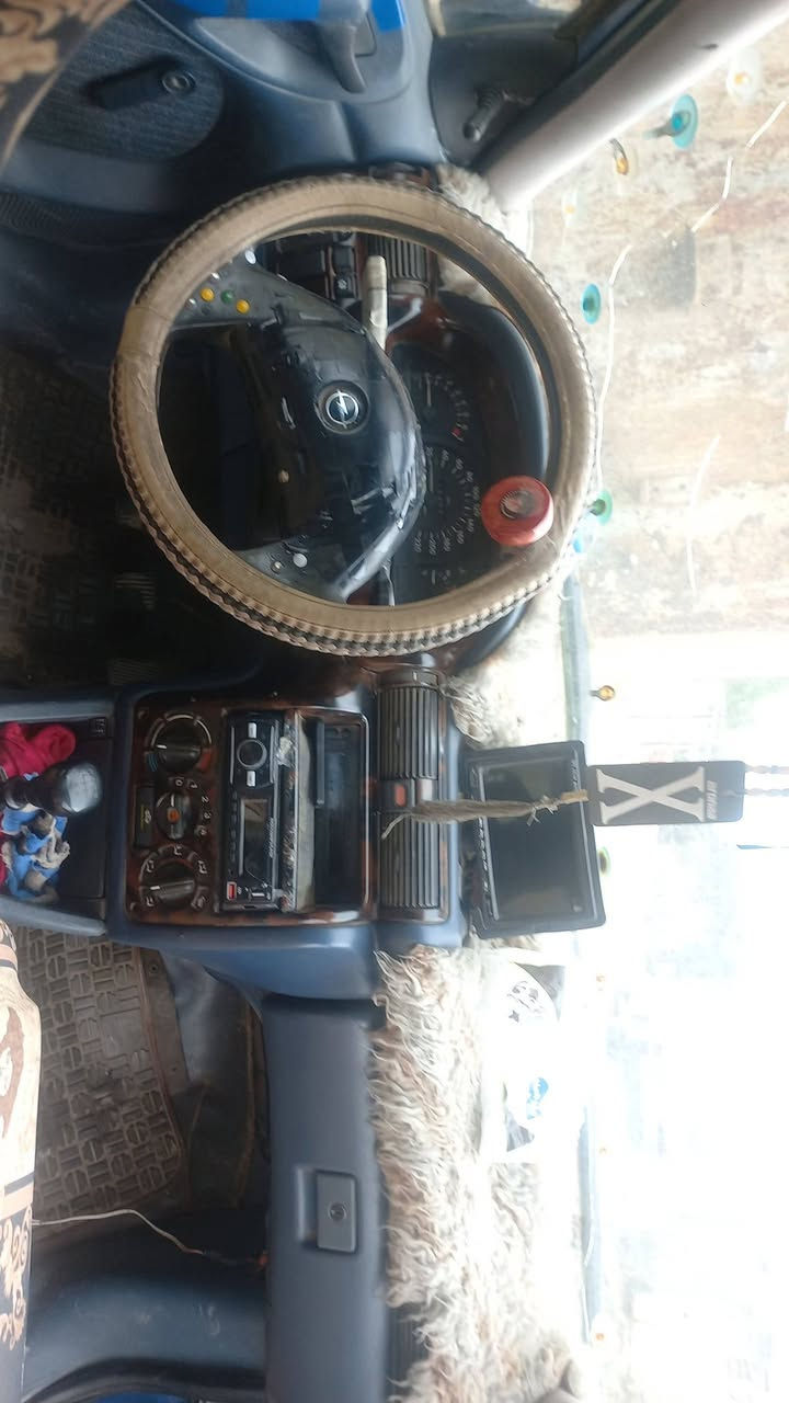 ياالله سلام عليكم وابل ستره مديل93 كير مكينه1600 لا تنقيص لاتبخير خير من الله سياره مال جناي حداديته 100بل100بدون صبق بدون معجون  كهرباياته كله شغاله وضع  لشركه تخم تاير جديد سنويه نافذه من 2020 سياره بسمي عليه غرامه 100الف ينزل من سعره سياره تمباع بل عقد تحويل ثانوم المروري فقط السعر المطلوب 38بي مجال قليل مكان سياره بغداد النهروان رقم التليفون ***********
