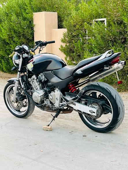 البیع 600هورنیت شرط محرك مكان كركوك  سعر 19بی مجال رقم موبایل ***********
