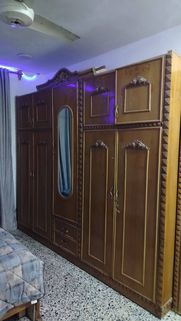 غرفة نوم كاملة و نظيفة
السعر 500 الف
رقم الموبايل ‏‪***********‬‏
