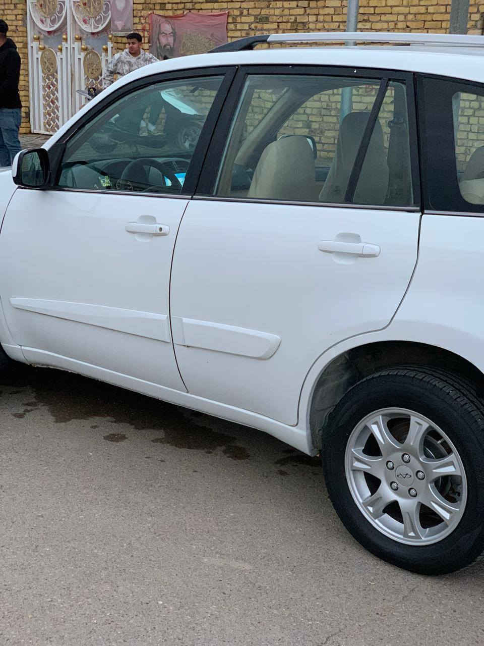 السلام عليكم للبيع تيكو موديل 2013 رقم بغداد انكليزي بسمي باقي بس ع الستلم هزه جديده السياره جديده كير مكينه جاهزات تخم تاير السعر 57 وبيه مجال للطيبين مكاني  ***********
