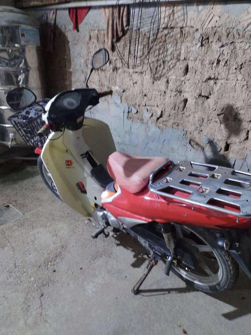 سلام عليكم سرفيز للبيع شغال نكرة سلف 
شراي خاص ***********
