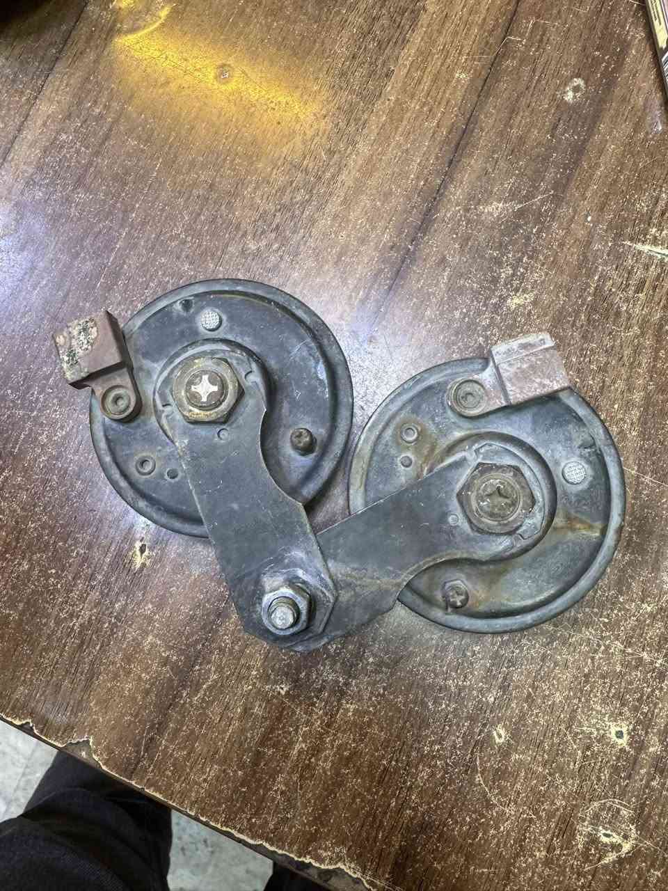 هورنات واحد سيدان اصلي الثاني مال نيسان هم اصلي للستفسار التصال ***********
