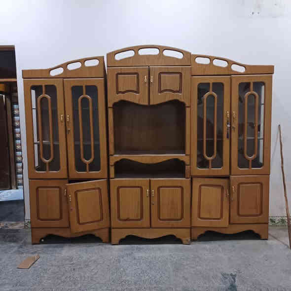 السلام عليكم معرض للبيع السعر ٢٥٠ مكاني سوق الشيوخ الشموع التواصل ***********
