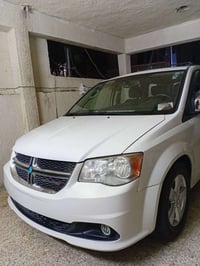 دوج كرافان مديل ١٣ وارد أمريكي حادثة جاملغ وبنيد بدون دوخل كير مكينة م...