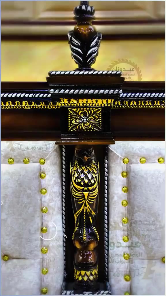 ​🏛️ فخامة الملوك في منزلك.. لعشاق التميز فقط! 🏛️
جدد ديوانك أو صالة استقبالك بهذا التحفة الفنية التي تجمع بين أصالة الخشب المحفور ورفاهية التصميم الكلاسيكي.
​✨ لماذا تختار هذا الموديل؟
​تصميم ملكي: تفاصيل خشبية منحوتة بدقة مع لمسات ذهبية تضفي بريقاً خاصاً على المكان.
​جودة تدوم: قماش فاخر مطرز بنقوش كلاسيكية هادئة، مع حشوات إسفنجية توفر أقصى درجات الراحة.
​تناسق الألوان: مزيج ساحر بين اللون البني العتيق (الخشب) واللون الكريمي الراقي.
​متكامل: يأتي مع طاولات جانبية مطابقة بنفس التصميم والنقوش لتكتمل الأناقة.
​📍 الموقع: توصيل متاح لكافة محافظات العراق 🇮🇶
🔗 للحجز والاستفسار: تفضل على صفحتنا الرسمية (مراسلة الصفحة)
​ملاحظة: الأعداد محدودة جداً، لا تضيع الفرصة واجعل ضيوفك ينبهرون بذوقك الرفيع!
​#أثاث #ديكور #تخم_قنقات #موديل_ملكي #أثاث_عراقي #بغداد #البصرة #أربيل #موصل #توصيل_كافة_المحافظات #تجهيز_منازل #ديكورات_داخلية


**إذا كنت صاحب هذا الإعلان وتريد حذفه لأي سبب، رجاءا أرسل رسالة إلى الدعم الفني**