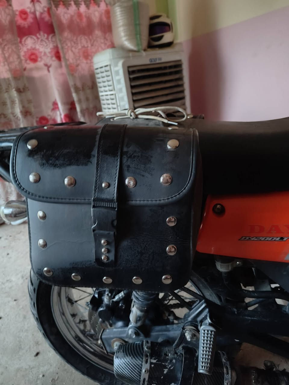 السلام عليكم متاح تاير لايتي بلادي خلفي مع سوبايه مع جنط مع سكان لايتي بلادي


**إذا كنت صاحب هذا الإعلان وتريد حذفه لأي سبب، رجاءا أرسل رسالة إلى الدعم الفني**