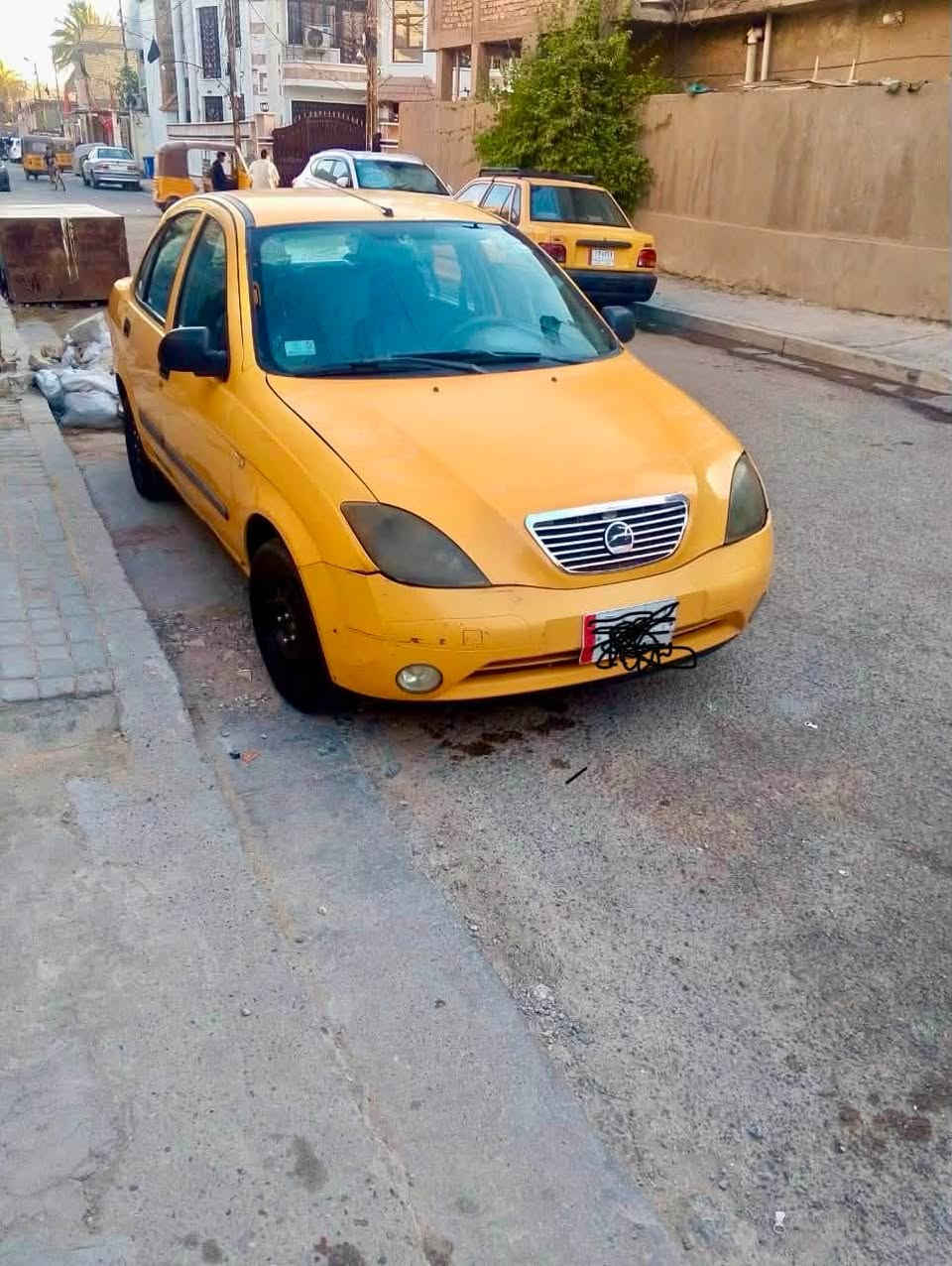 السلام عليكم طيبه موديل ١٥ السياره محرك بي رنكات وبيه صبغ جاملغ خلفي وجاملغ امامي مبدل  كشرته مبينه للصوره وتجي وتشوف السياره تحول مباشر تأخذ صافي لا غرامات ولا هيئه كله مصفر  السعر٣٢ وبيه مجال مكان بغداد الرصافه الاتصال عل رقم صاحب السياره

‭***********‬
