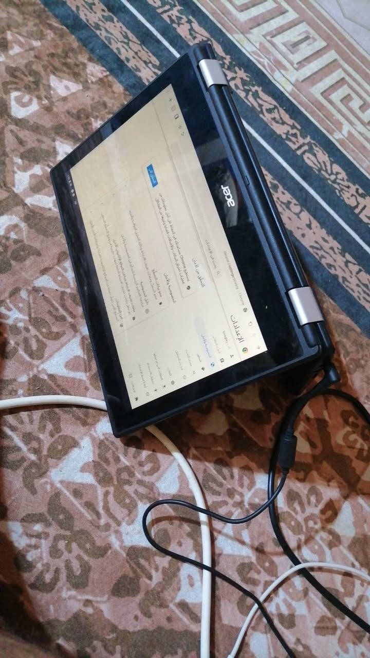 لابتوب acer توش (لمس سلس) ذاكرته 16GB
 ينطوي

نظامه
 *ChromeOS* مال شركة جوجل 👌
1. *الاسم*: ChromeOS - كروم أو إس
2. *الإصدار*: 103.0.5060.132 
3. *النوع*: 64 بت
4. *اللوحة الأم*: cyan - وهذا كود موديل Acer Chromebook 14

*شنو يعني ChromeOS؟*
هو نظام خفيف مبني كله على متصفح جوجل كروم. يشتغل 90% على النت. 
يعني بدل ما تفتح برامج، تفتح مواقع وتطبيقات من متجر Play Store.
*مميزاته:*
- سريع ويشتغل 
- ما بيه فيروسات
- يفتح بثانيتين
- البطارية تبقى 8-10 ساعات

سعره 100 الف توصيل موجود


**إذا كنت صاحب هذا الإعلان وتريد حذفه لأي سبب، رجاءا أرسل رسالة إلى الدعم الفني**