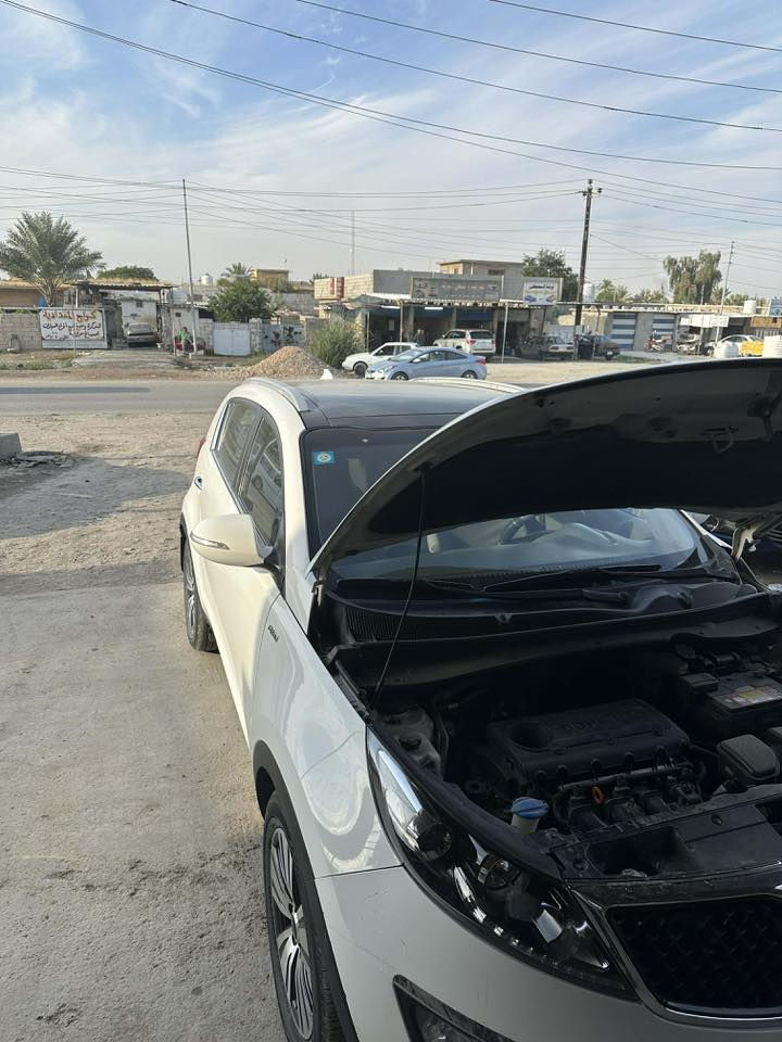 اعادة النشر بسبب الوعود الكاذبة وجماعة احذف المنشور واني جايك بالطريق 
كيا سبورتج خليجي باسمي تحويل ثاني يوم 
موديل 2015 ابيض
محرك 2400 دوش

سقف بانوراما

فور ويل 
كشنات جلد ***********
