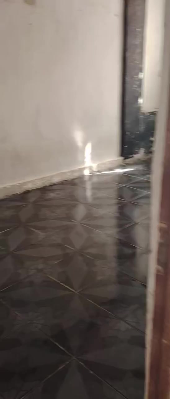 يوجد لدينا
شقه للايجار

غرفة كلدور مطبخ صحيات

سعر الاجار 250 الف

حله حي المهندسين قرب مركز تأهيل الجرحى

للاستفسار الاتصال على الرقم ***********
