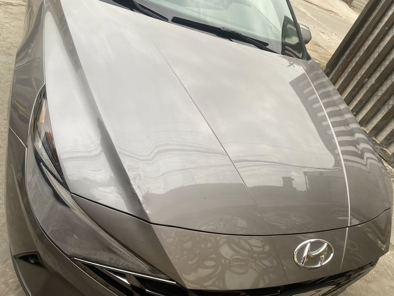 سلام عليكم هيونداي النترا موديل 2023 حادثها مال امريكا موجود بلصور وصار بيها حادث بلعراق بيها تعديل بارد بلشاصي فقط بارد بدون صبغ او رش وسونار السيارة مرفق بلمنشور رقم بغداد ومكانها بغداد معروضة ب145 وبيها مجال للشراي مراوس حسب القناعه 
***********
***********
