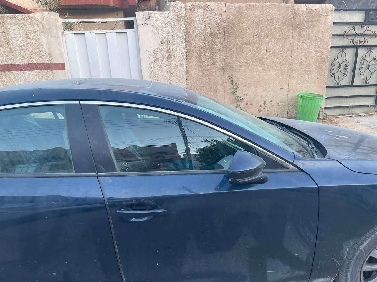 مازدا ٣ أمريكي فقط صبغ بنيد حافته مضرره  مصبوغ كامل بدون ايرباك فول الفول باسمي رقم سليمانية مكاني بغداد السعر ١٥٢وبيهً مجال موديل ٢٣ للتواصل على الرقم ***********
