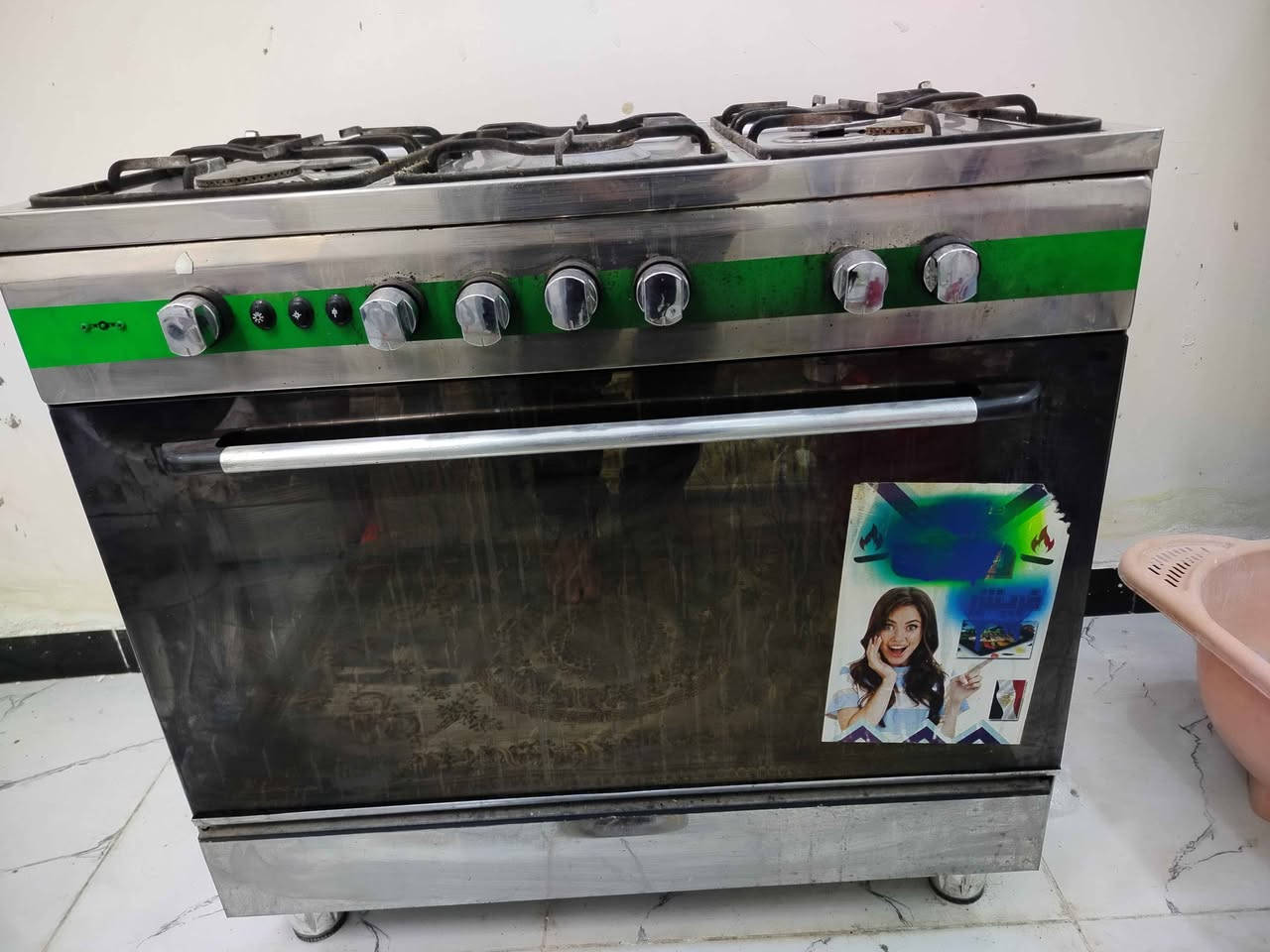 كنتور بابين 40
سرير 50
طباخ يونفيرسال شغال كامل 100
طباخ 100 
***********
*********** بغداد, العراق
