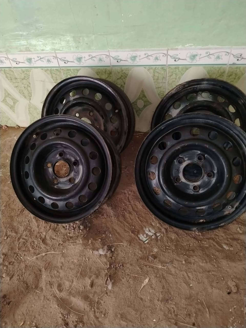 السلام عليك شباب وياله عاديه الانتره مقدس اصليات مكفولات من عواج او اي شي سعرهن 125وبيهن مجال لشراي    رقمي ‏‪***********‬‏
