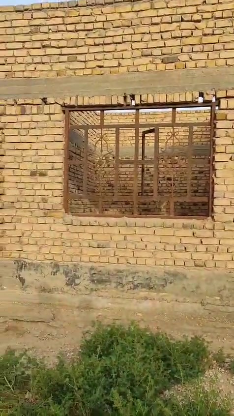 الديوانيه المهناويه بيت للبيع طابو زراعي سند 25 المساحه 200 متر قرب المدرسة الصينيه ***********
