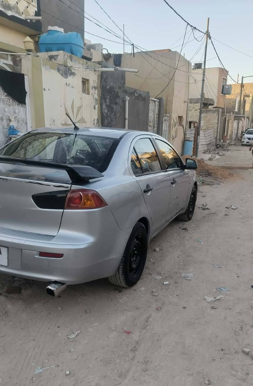 السلام عليكم لانسر قرش موديل ٢٠٠٨ تبريد حدادية كهرباء جاهزه من كلشي مكينه ٢٤٠٠ كير عادي رقم ذيقار مميز ٣ ارقام بسمي سنويتها لل ٢٠٣٥ السعر ٧٠ بيها مجال
***********
