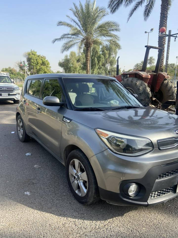 سيارة كيا سول ٢٠١٩ وارد امريكي
ماشية ٤٥ مكانها بغداد الجادرية رقم اربيل 
السعر 125$
***********
