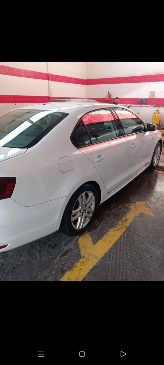 🚗 للبيع: فولكس واكن جيتا 2018
📍 مكان السيارة: النجف الأشرف
📞 للتواصل: ***********
💰 السعر: 125 ورقة – قابل للتفاوض
🛠️ المحرك: 4 سلندر – 1400 توربو

⚠️ أضرار السيارة:
• وارد أمريكي
• البنيد والجاملغ مبدل في أمريكا

📌 تفاصيل إضافية:
• رقم السيارة اللوحات انكليزي
• باسم المالك تحويل مباشر
• اللون: أبيض النجف, العراق
