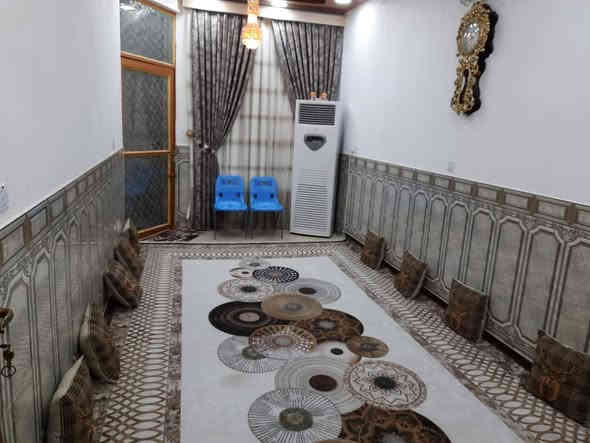 اللهم صل على محمد وآل محمد 

#دار سكن في 36

#المساحة 125 متر طابقين 

#تفاصيل البناء
 طابق اول براني ومطبخ وغرفة وصالة وصحيات داخلية وخارجية 
#الطابق الثاني غرفة وصالة

#السعر 110 مليون
_________________
لشراء  يراجع مكتب الناجح للعقارات الكائن في السماوة 
حي الحكم قرب مرطبات فستقه أو مراسلتنا ع الخاص او الاتصال ع الرقم التالي 
*********** اتصل سريع استاد مصطفى 
*********** بي واتساب 
*********** بي واتساب
 علمأ دوام مكتبنا من 9 صباحأ  ولغاية 10 ليلأ
