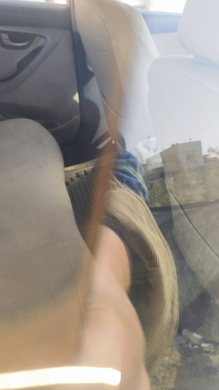 النتره مضلع مديل ٢٠١٥ سياره مكفوله بيها باردات بصيطات مكالف سياره فول فتحه تبريد قطعتين العلم سياره بيها نواقص بسيطه مكان السياره النجف هذا رقم رعيها اتصل على وتساب ***********
