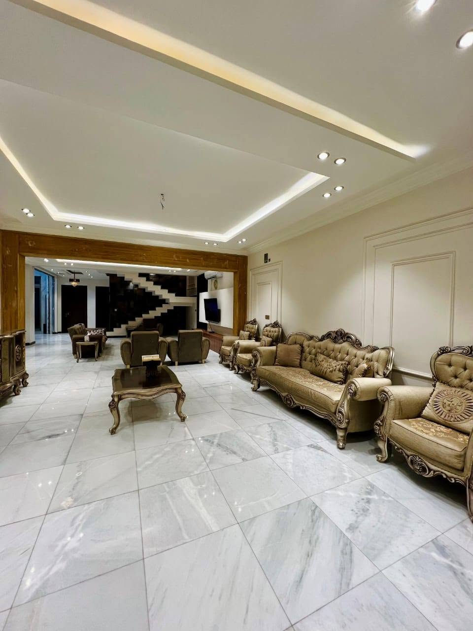 🏡 دار حديثة للبيع – البيجية | بناء 2025

فرصة مميزة لامتلاك دار حديثة بتصميم عصري وموقع ممتاز.

📍 الموقع: البيجية
📐 المساحة: 300 م²
📏 الواجهة: 10 متر
📄 سند مستقل

✨ مواصفات الدار:

- 8 غرف نوم ماستر
- صالة واسعة
- مطبخ حار ومطبخ بارد
- حمام ضيوف
- كراج للسيارة

🏠 دار حديثة بتشطيبات مميزة، مناسبة للسكن العائلي أو للاستثمار.

📞 للتواصل والاستفسار:
***********
