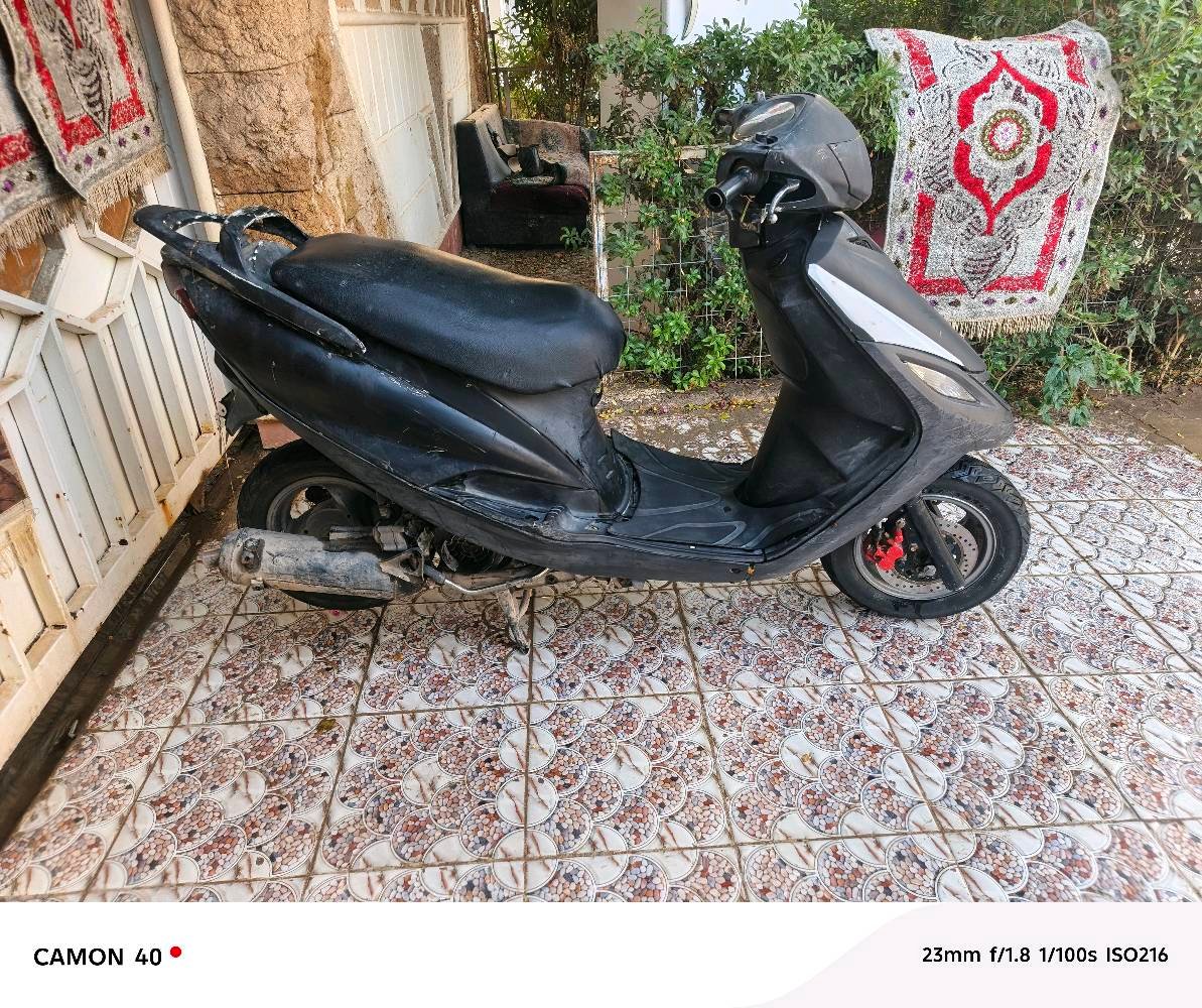 ماكس ١٤٠للبيع دراجه نضيفه بس يرادله شويه ترتيبات هندر واحد ماتعبك صلنصهfm السلف شغال بس باتري كاعد السعر٣٢٥بيه مجال حك الجيه مكان بعقوبة مدخل الرحمه رقم ***********