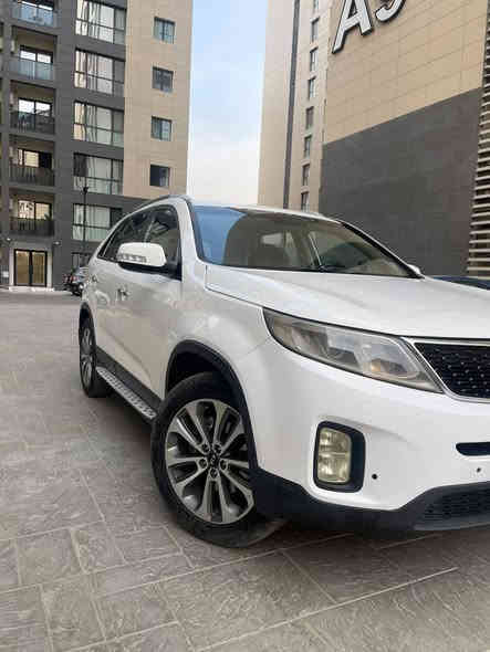 السلام عليكم
سورنتو ٢٠١٥ خليجي 
رقم بغداد السياره 
كفاله عامه بيها فقط نص باب صبغ
السياره فول عدا البانوراما
مكينه السياره 6 سلندر
7  راكب السياره
تبريد 3 قطع 
كير ومكينه خير من الله
السياره عليها ادامه من كلشي 
حداديه كامله 
مكان السياره بغداد
السعر ١٨٧ وبيها مجال للشراي
***********
