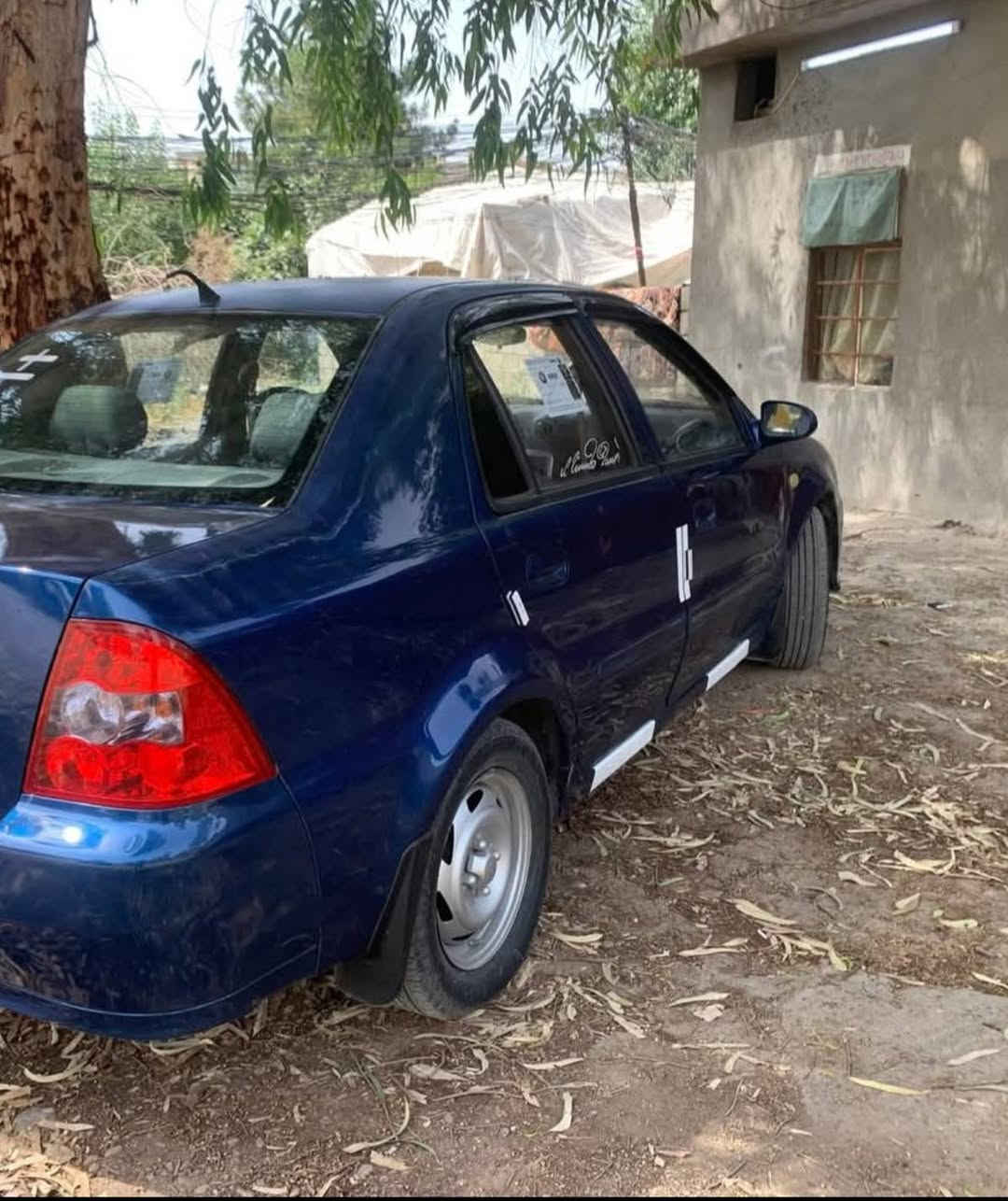 🛑سي كي 2009 رقم دهوك هزه جديده 
🛑ضررها بوند وصندوك صبغ شرط تقحيل فقط 
🛑جاهزة من كل شي تبريد  كاملة ونظاف 
🛑كابون بانزين 
شرط التحويل 
🛑العنوان موصل حي القاهره 
السعر45
***********
