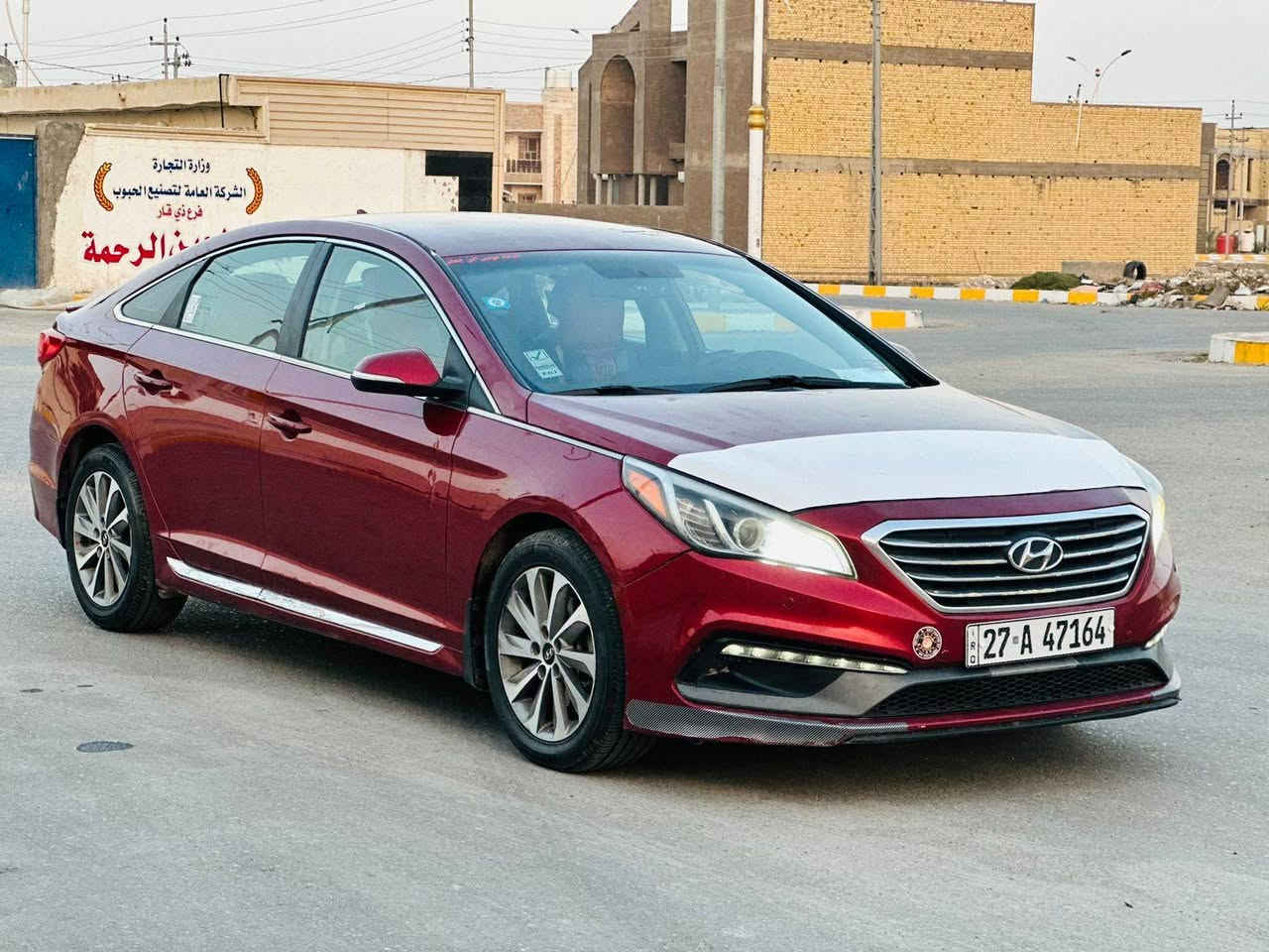 سلام عليكم 
اللبيع أو مراوس 
سوناتا موديل 2015 رقم ذي قار دولي حره مشروع وطني سنويه الغايه 2029 تحويل ثاني يوم 
وارد امريكي ضررها بنيد تبديل سونار معا المنشور 
مواصفات سياره  (سبورت )
شاشه حجم وسط 
كامرا خلفيه 
تحكمات ستيرن كامله 
كشن كهربائي 
ويل كروم 
محرك 2400 
نضام ايكو اقتصادي
ارضيه جلد 

سياره جاهزه وجديده الاخير 
كير محرك تبريد تخم تاير حداديه جاهزه الاخير 
# مكان - سياره - ناصريه 
السعر 120 وبيه مجال 
الاستفسار أكثر ***********
