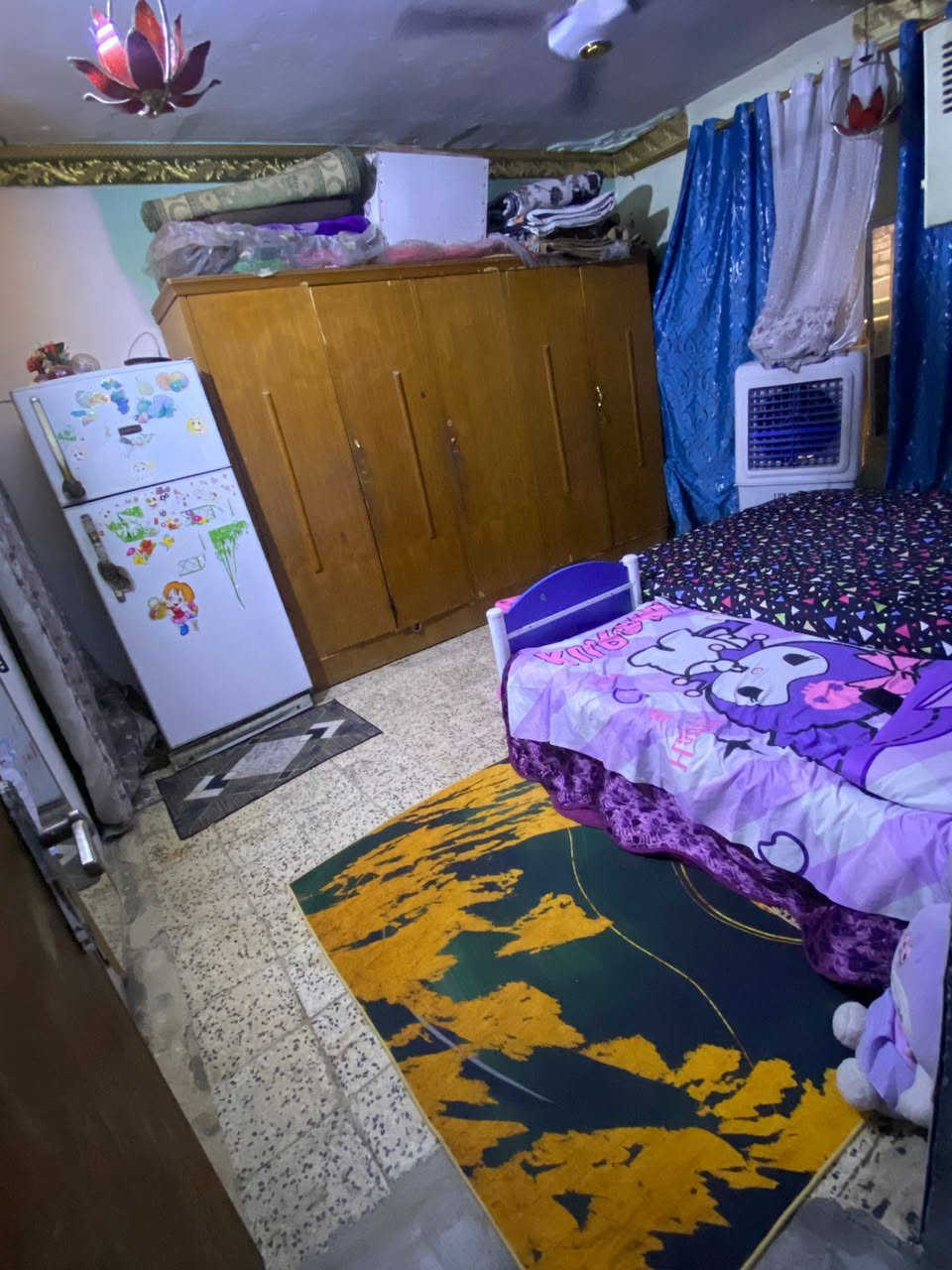 بيت للبيع المساحه 120 طابو ملك صرف مصفر وكامل طابق واحد استقبال وغرفه ومطبخ وملحقات المكان شهداء العبيدي الثالثه الشراي اتساهل ويا ***********
