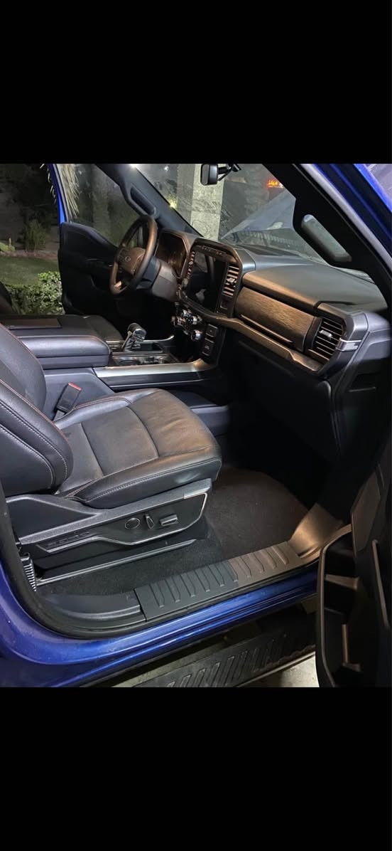 فورد f150 موديل 23 باب كبير بدي قصير فول عدا الفتحة سيارة زيرو ماشيه 14 الف اني مستورده بدون حادث بدون صبغ وتبديل وبارد كفالة عامه تقرير مياه امطار ومبدل سستم كامل مرفعه من الامام سيارة جديده وبية نصبة اتخبل رقم بغداد بسمي كشنات جلد كهرباء تدفئه وتبريد شاشة جبيرة ويل 20 كير طرح طيارة مكينه 6 سلندر 2700 توين تيربو صاروخ بانزين عادي بيع او مراوس بشي اقل السعر 32الف مكاني الزعفرانية *********** بغداد, العراق
