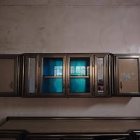 كاونتر كبير • خزائن