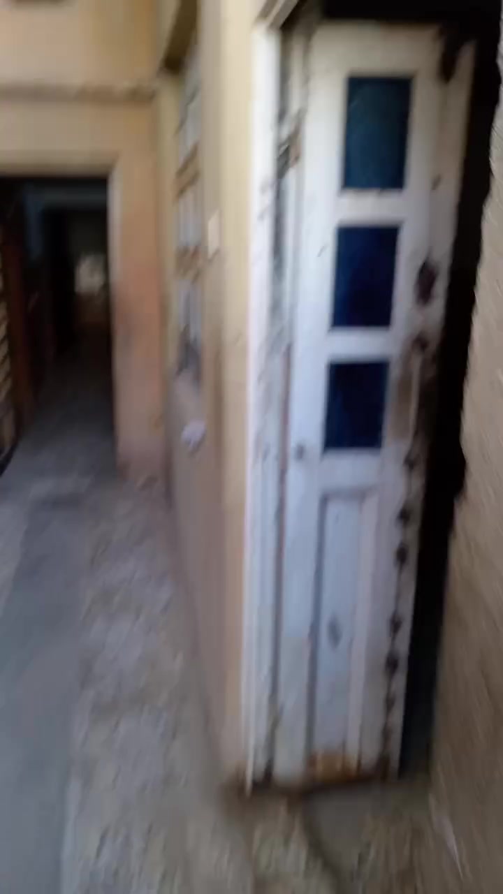 بيت للايجار حي النظال على الشارع العام مقابل مولده ابو كرار طابقين ٢نوم استقبال وصحيات خرجيه وداخليه ومطبخ مناور ***********
