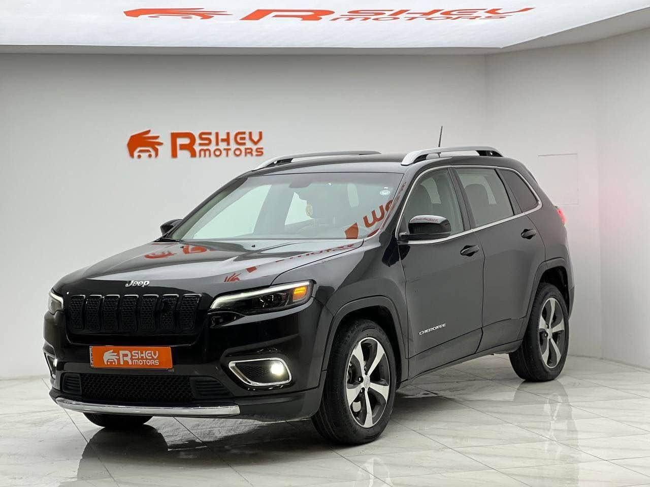 Jeep Cherokee 2019
جيب شيروكي ٢٠١٩
السيارة مواصفات limited فول بدون فتحة
مكينة v4(2.4)
51,000ميل ماشية
ثلاث قطع صبغ بدون دواخل 
و ایرباکات مرجع سستم شرکة 
ب سعر 117$ ورقة و بي مجال

مكان السيارة

دهوك -معرض ارشف R-Shev
رقم51 من معارض التيرمينال 

***********
*********** دهوك, العراق
