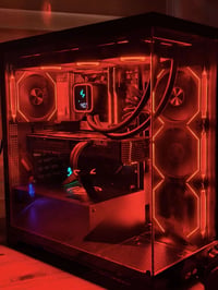 رايزن 7 9800X-3D • RTX 5070Ti • 32GB 6000MHz