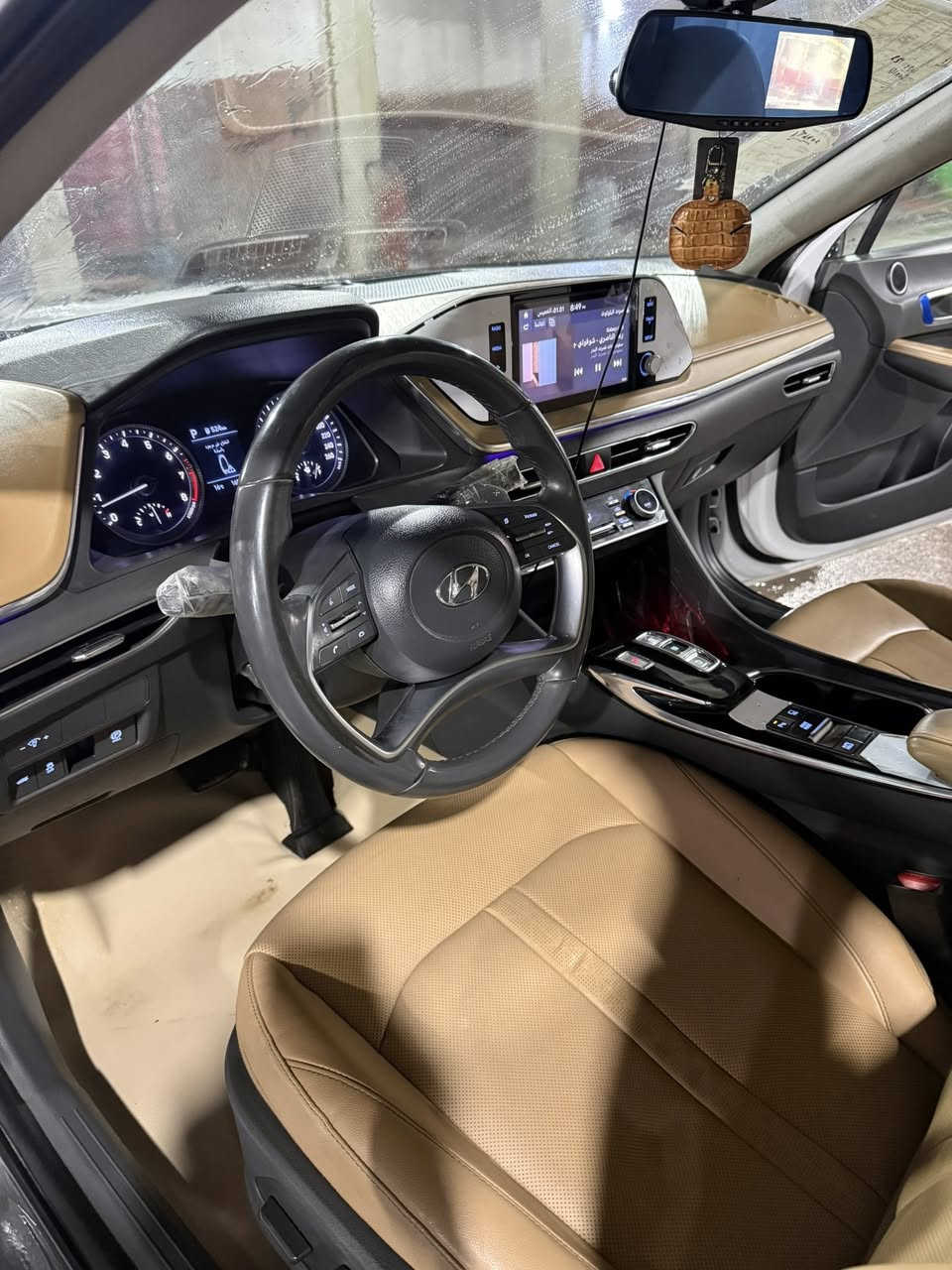 ‏هونداي سوناتا 2023 خليجية باسمي تحويل ثاني يوم بيها صبغ بباب السائق وبيها الوجه المكينة مبد  زنجبيل ما أبغى سيارة كفالة العامة راين هم 225 وبيها مجال ***********
