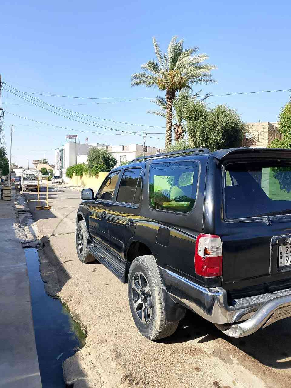 السلام عليكم السياره للبيع تويوتا رنر موديل 97 السياره فيها قطعتين صبغ كير محرك 3400 تبريد ثلج رقم اربيل باسمي تحويل ثاني يوم سعرها 75 ورقه بيها مجال رقم الهاتف *********** رقم الزين ***********
