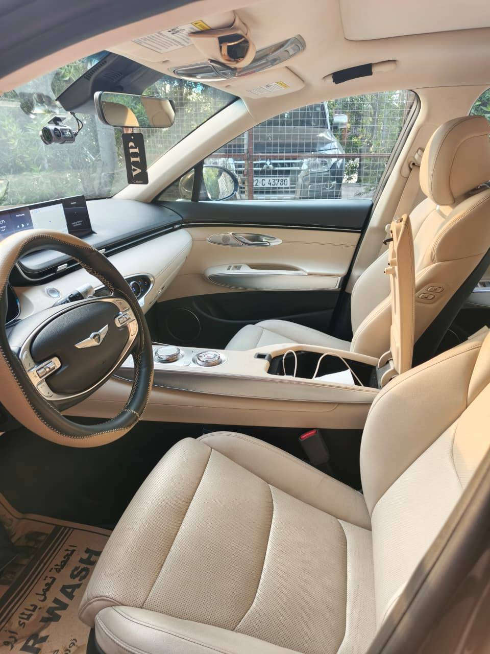 للبيع
GENESIS GV70 2023
سيارة تجمع بين القوة والأناقة،آداء يفوق التوقعات بمكينة 4 سلندر  Turbo   2500
نفطي اللون 
حالة السيارة:
بدون صبغ فقط بارد جاملغ الأمامي صفحة السائق
المواصفات:
1-رقم الشاصي KMUMADTB6PU078530
2-ماشية 26,725km فقط قابل للزياده 
3-كشنات كهربائية جلد من نوع فاخر
4-اضواء LED أمامية وخلفية
5-رادارات أمامية وجانبية
6-قيادة ذاتية
7-اوتو بريك في حال ظهور اجسام غريبة امام السيارة 
8-كشنات خزن ميموري
9-شاحن لاسلكي
10-تبريد وتدفئة المقاعد الامامية 
11-إشارة ترحيب بالأبواب
12-خمسة وضعيات للقيادة
13-بانوراما
14-هزاز بالستيرن في حال خروج السيارة من المسار
15-حساس للأمطار بالجامة الأمامية
16-شعار جنسس اسفل المرآة الجانبية
17-نظام صوتي رهيب مكون من 16 سماعة
18-بصمة ابواب
19-السيارة مجهزة بتغليف افلام الحماية الشفافةPPF مع ضمان عشرة شنوات 
مكاني بغداد/حي العامل 
السعر 310 ورقة
***********
