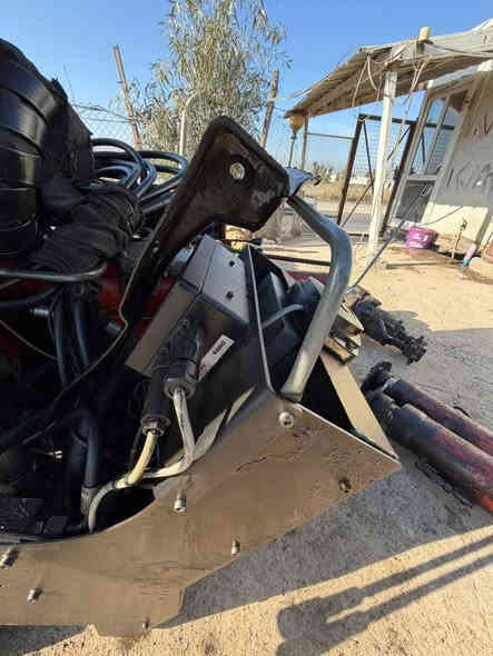 ريموت كنترول

٤سلايت دهن

مكفول من كسر وفطر ولحيم

سعر ١٣٠ ورقه

المشتري فقط يخابرني رجاء رجاء

***********

***********
