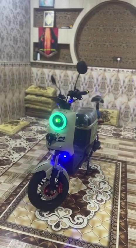 دراجه ار 9 موديل 26. بطاريات 32اقوه بطاريات بل ار 9 دراجه اخت جديد ملف 1500. دراجه فول بقول 
لون صحراوي مميز. كلشي شغال بيه اي عطل ما بيه صارلي3اشهر من مشتريه ما ماشيه اهواي. رقم وتساب ***********
