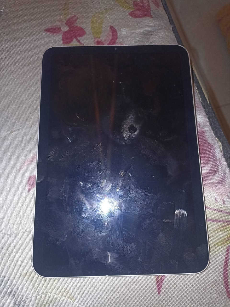 ايباد مني سكس ذاكره ٦٤ ايباد جديد بطاريه ٩١  مابي اثر بلجوانب ولا بل ضهر  سعره ٤٥٠ وبي مجال قليل مكان بغداد ***********
