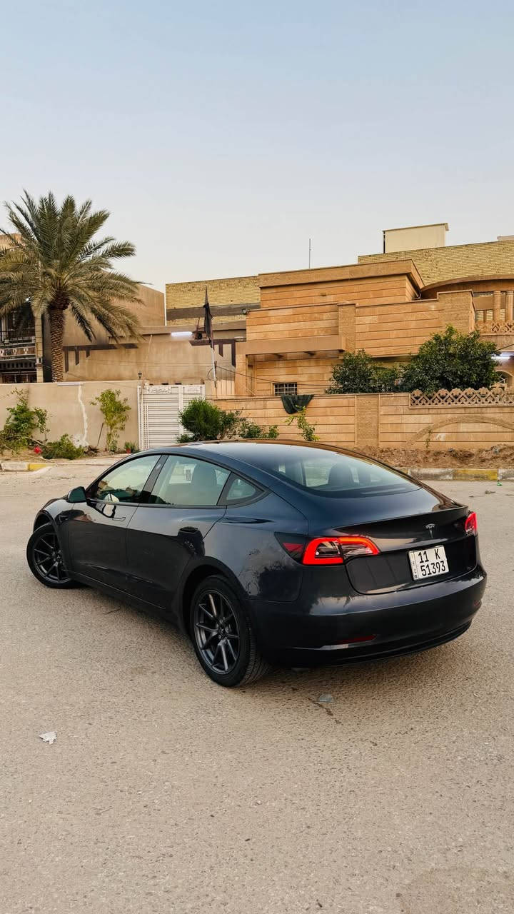 تيسلا مودل 3  2023
رقم بغداد بسمي 
السعر : 190$
مكفوله من الصبغ فقط بارد وتكحيل الجاملغ الخلفي 
🔷المواصفات :
🔹 الشحن الكامل550 كيلو تقريباً 
🔹 سقف بانوراما زجاج
🔹 شاشة كبيرة حجم 15 بوصة
🔹 كاميرات 360
🔹 حساسات امامية وخلفية وجوانب
🔹 اون لاين 
🔹 كراسي كهرباء
🔹 كراسي 5 تدفئة
🔹 غرفة جلد مميزة لون أسود 
🔹 رادار امامي
🔹 رادار خلفي
🔹 رادار جانبي
🔹 مانع تصادم
🔹 حساسات جانبيه
🔹 مثبت سرعة
🔹 تحكم بالسياره عن طريق الشاشة
🔹 نظام قيادة آلية Auto Pilot
🔹 عداد ديجيتال
🔹 تشغيل تلقائي
🔹 نظام قيادة ذاتية Full Self drive
🔹 نظام (RCTA) للتنبيه عند الرجوع للخلف
🔹 نظام (RSA) لكشف لافتات السرعه للطريق
🔹 نظام (PSC) الرادار الذكي لمنع الاصطدام 
🔹 نظام (LTA) لتحديد المسار على الطريق
🔹 تشغيل عن بعد
🔹 الدخول الذكي
🔹 نظام ترفيهي كامل متكامل يحتوي على ( YouTube / WhatsApp / Tik Tok / Netflix)

‏• Wifi
‏• GPS
‏• MAPS
‏• Bluetooth
‏• AUX
‏• USB
🔹 أوامر صوتية voice commands
🔹 جنط قياس 20
🔹 اضوية امامية LED
🔹 اضوية خلفية LED
🔹 كشافات ضباب LED
🔹 إنارة امامية زنون بالكامل
🔹 صندوق خلفي كهرباء
🔹 نظام محاكة ذاتي للسياره من الخارج
🔹نضام حمايه من السرقه
🔹تصوير وخزن الطريق دائر السياره لوقوع حادث لديك تصويل مخزون في الرام
🔹تصوير من يقترب من السياره 
🔹المحاكا عن طريق الجوال حتلو من غير محافظه
🔹عند الابتعاد عن المركبه تقفل تلقائيا وتصعد الجام
وهواي بعد موصفات السياره بالاعفيه على الياخذه استوردته على ايدي ومابيه كل نقص 
مكاني كربلاء حي الحسين شارع المصلحه 
للاستفسار الاتصال
***********
*********** كربلاء, العراق
