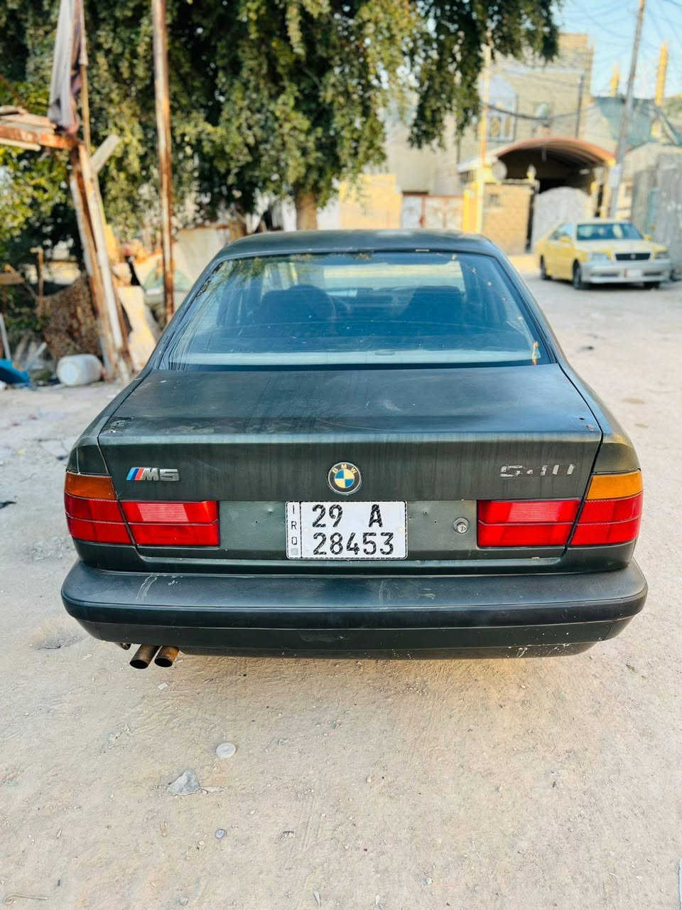 السلام عليكم بي ام موديل 91 مكفوله من الضربه كير ومكينه جاهزه حداديه جاهزه تخم تاير جديد مسكر سنويته لل ٢٨ مكانه بنجف وراعيه بالنجف رقم انكليزي مداور ثاني يوم للاستفسار الاتصال على الرقم *********** السعر ٣٥
