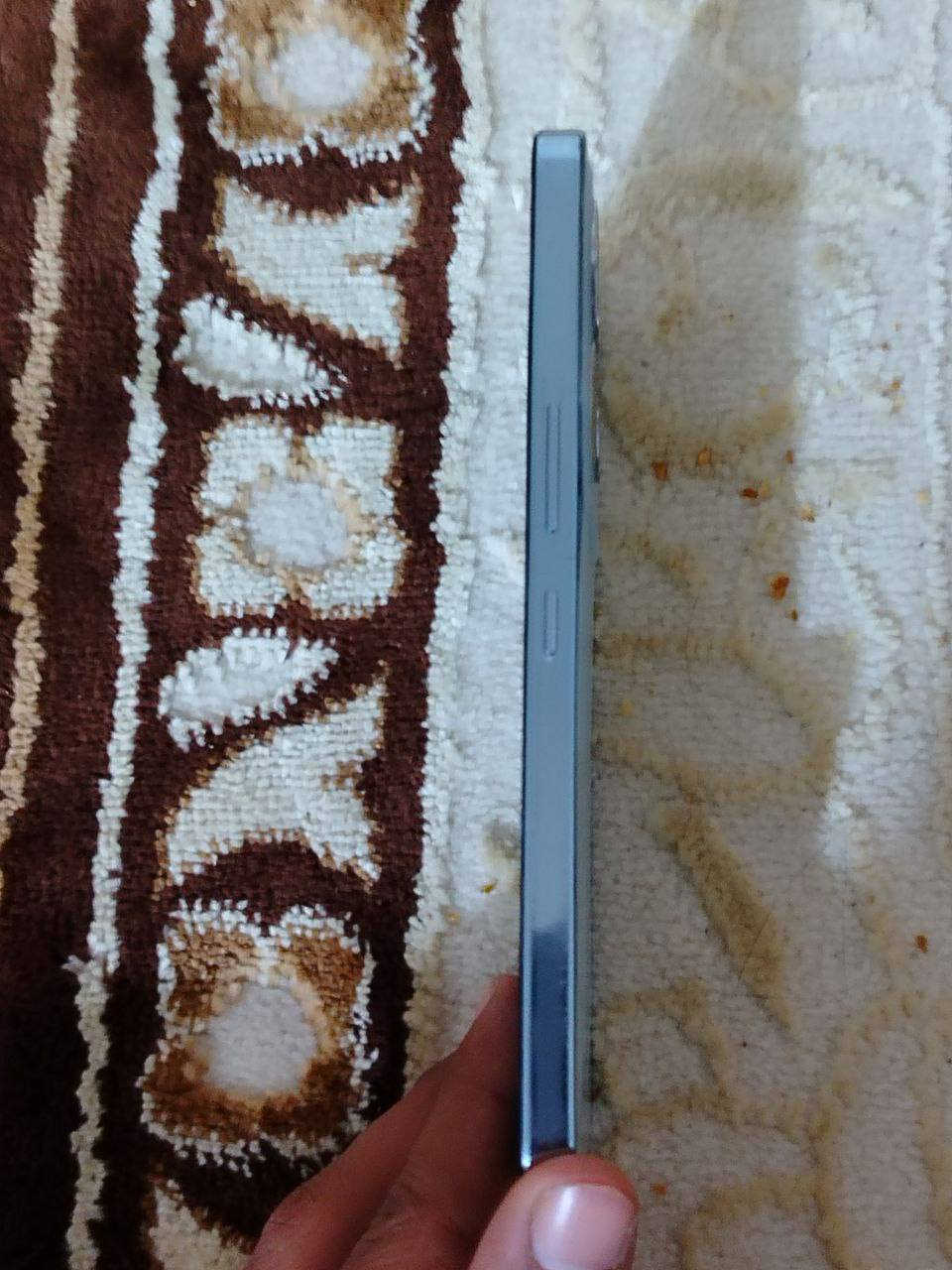 Infinix NOTE 30 VIP
ذاكره 256
ببجي 60 فريم 
جهاز قوي ونظيف بي ملاحظه فقط الظهر بي فطر وما ماثر علي 

مراوس شعندك تعال خاص حسب القناعه 
المكان النساف الحلابسه


**إذا كنت صاحب هذا الإعلان وتريد حذفه لأي سبب، رجاءا أرسل رسالة إلى الدعم الفني**