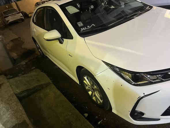 السلام عليكم كورلا هايبرد 2024 السياره فول واحد على واحد مكفوله عده هاي الطخه الي بل باب الصدر موضح كدامكم وشخط بالدعاميه هم موضح بالصوره السياره باسمي حتى الارضيات مفاتحهن بعدهن بجيسهن ومشتريلها تخم كاعيات عظم عاج بلادي مال كورلا مكاني بغداد الاعظمية رايدها 145 وبيها مجال للطيبين ***********
