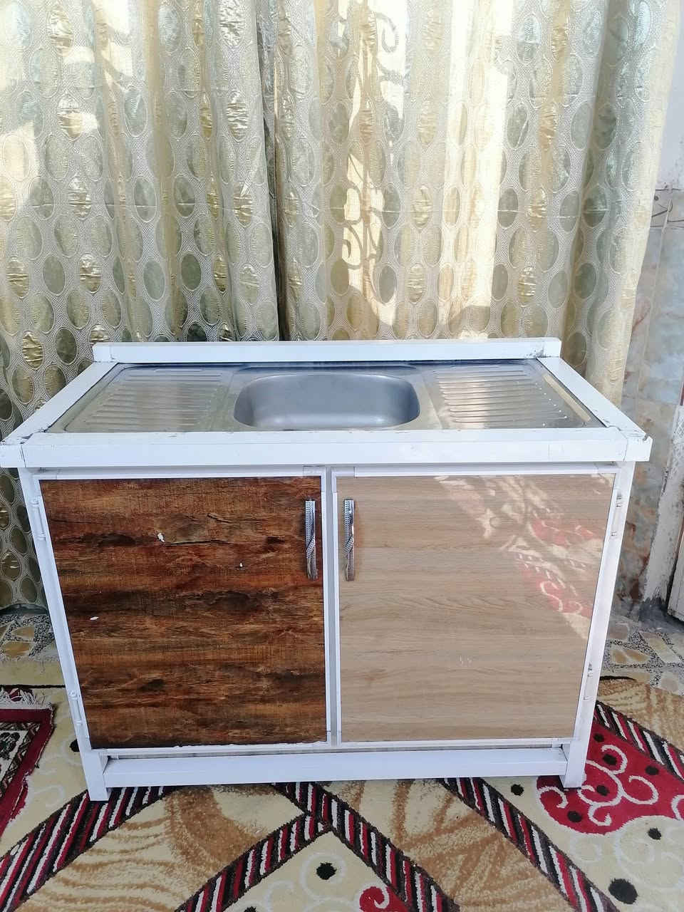 السلام عليكم كاونترات مستخدمه نضيفه كلمن وسعره عنوان بغداد الشعب اكو خدمة توصيل بكروه ***********
