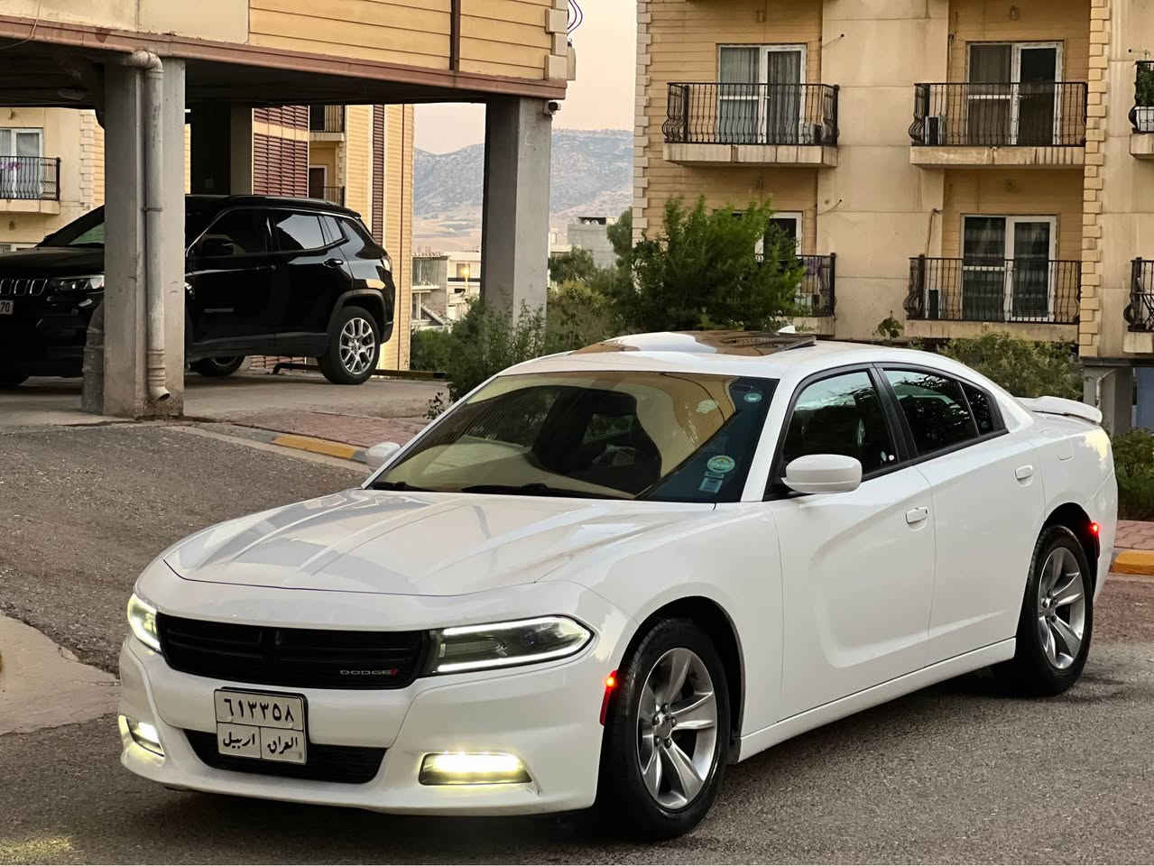 جارجر2018 Sxt Plus كلين تايتل
فول مواصفات ١/١
 بصمتين موجود
ماشي125 مايل هقيقي
عداد ٢٦٠ كندي 
سيارة تسجل أول مرة كفالة عامة دعامي ل دعامي بدون صبخ بدون بارد بدون مفتوح بدون رصعات سيارة جديد حيل جدبد
السيارة مكفوله من الصبغ والتبديل مابية بارد 
والكير والمحرك على وضع الشركة
المواصفات 
فتحة-رادار -شاشة الجبيرة -بصمه -تشغيل عن بعد -
كشنات كهرباي -كشنات هيتر -

وباقي مواصفات الجارجر المعروفة 
السياره رقم اربيل بسمي 
 تحويل ثاني يوم 

مكان السياره /سليمانية 
للاتصال
***********
***********
سليمانية- السليمانية, العراق
