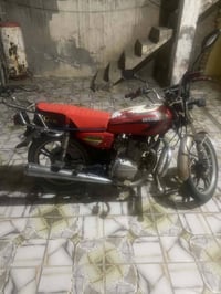 موطور إيراني البيع شراي يتصل على هاذا الرقم 07889539628